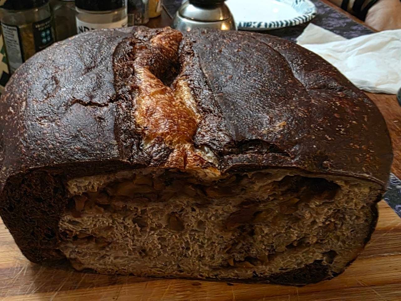 This one was fun. 2 700 g sourdough loaves. 12 hr autolyze 4 stretch n folds sha (2/4)