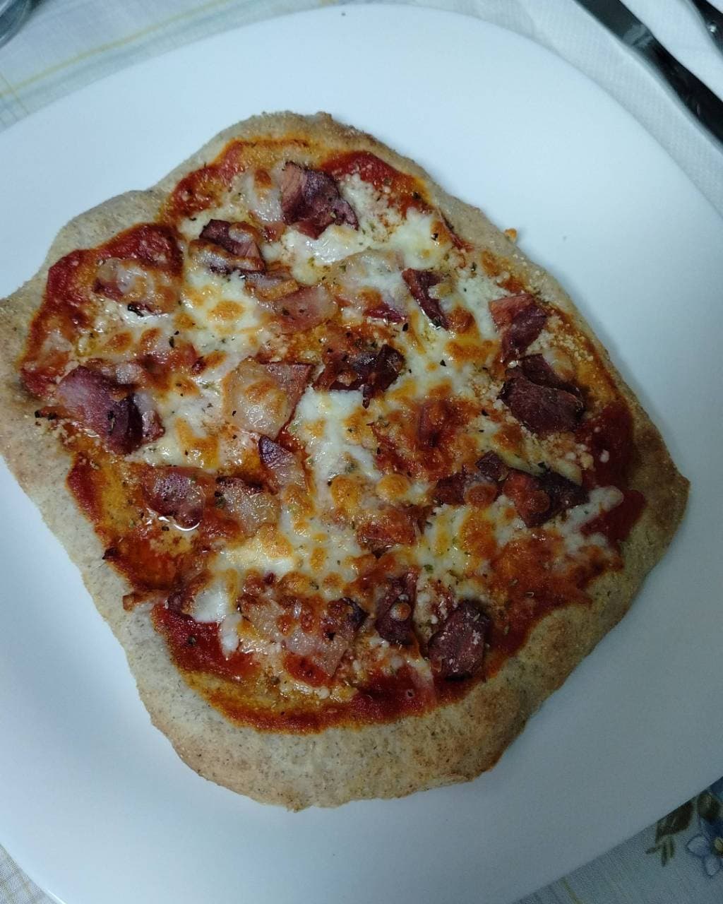 Pizza rápida en air fryer. Preparar la mas, dejarla reposar dos horas y media. F