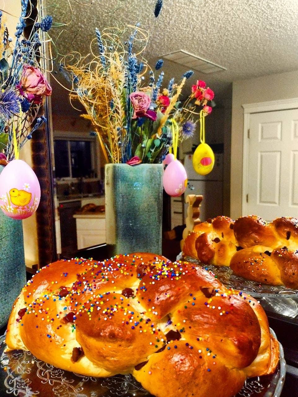 This is Pane di Pasqua (Italian Easter Bread),
It is an enriched brioche-style (2/2)